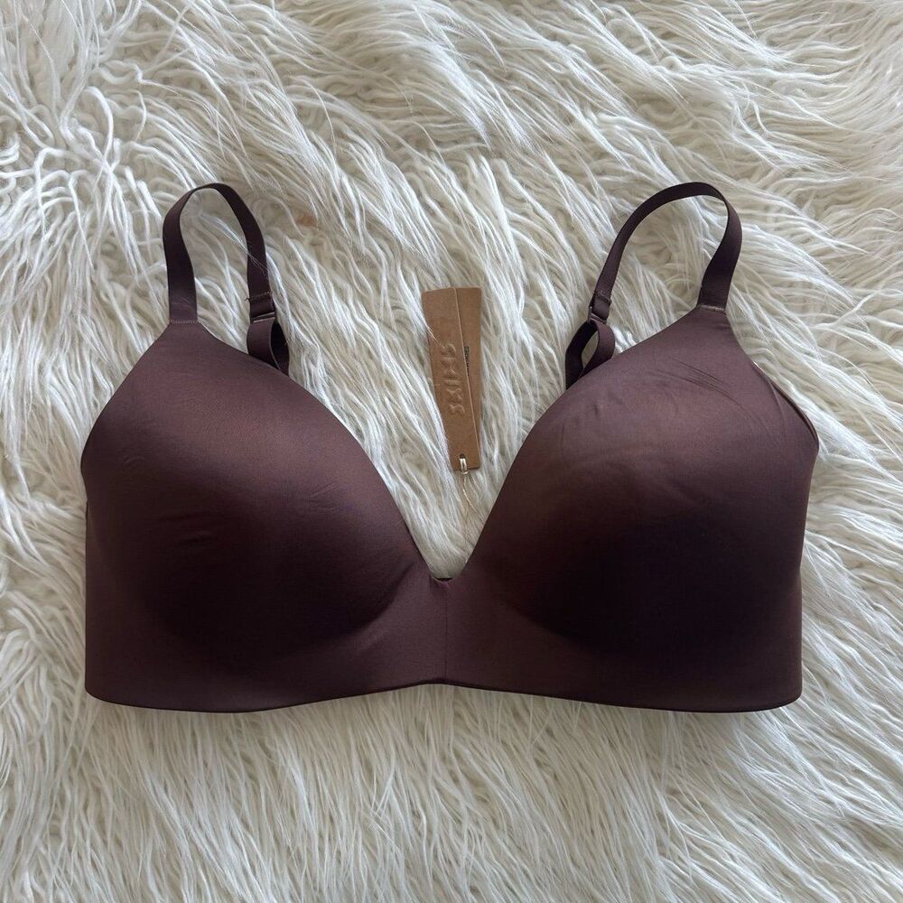 Skims Wireless Form T-shirt Bra Cocoa Size 38DD